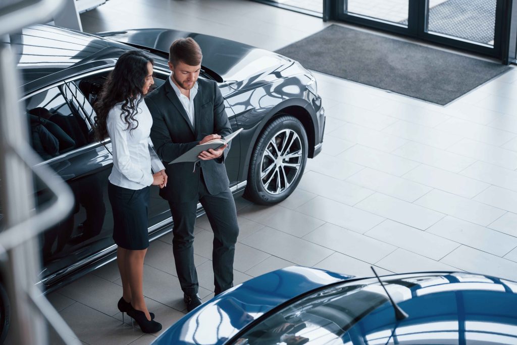 Why SUV Car Rental Dubai Works for Business and Groups