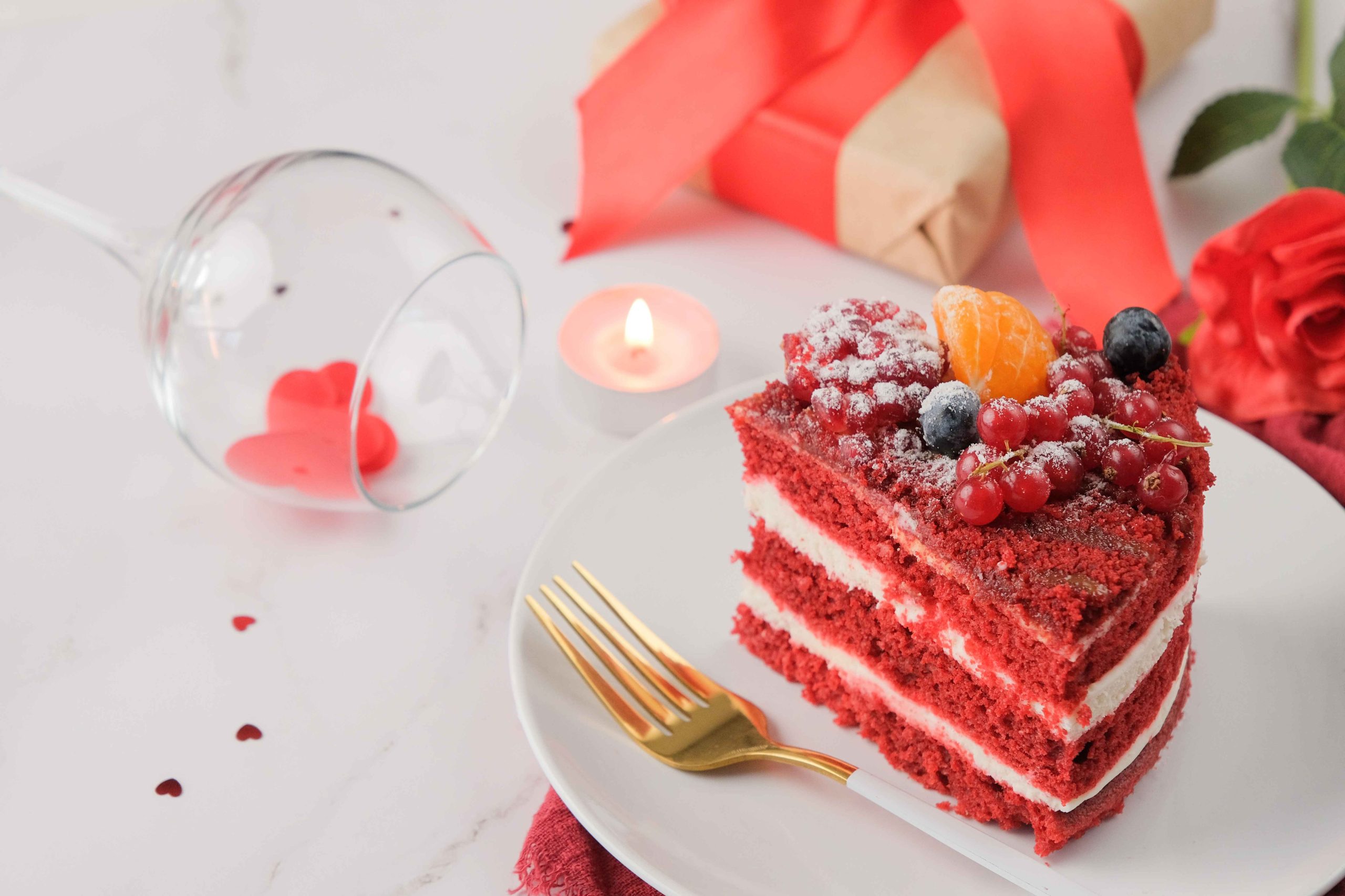 Romantic Gestures and the Iconic Red velvet cake Dubai